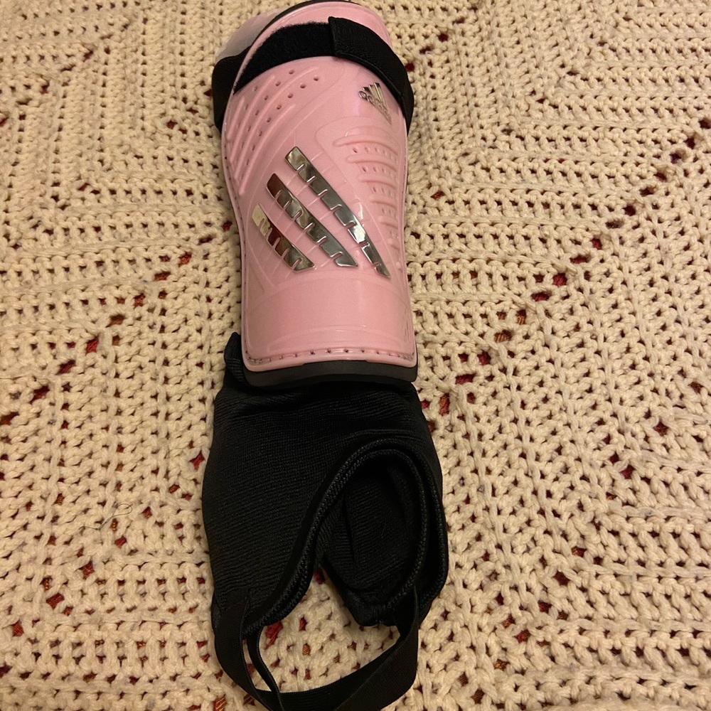 Adidas Predator Club Shin Guards Size Large